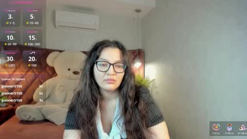 Snapshot of zarifabevi chatting on 12/01/25, 03:33 Zarifa online show from 12/01/25, 03:33