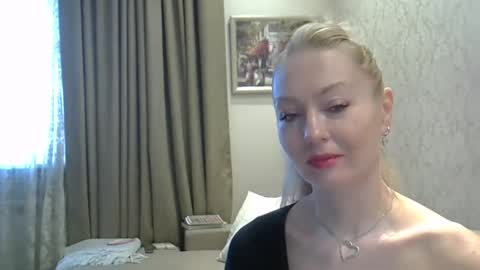 Snapshot of zarinaswift chatting on 01/28/25, 04:50 Zarina Swift online show from 01/28/25, 04:50
