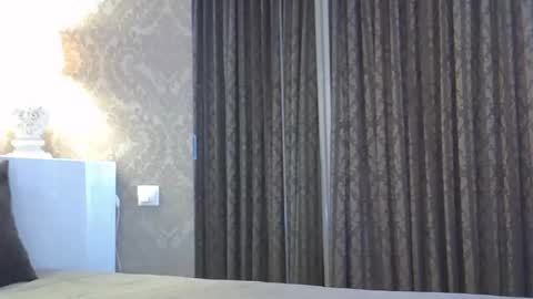 Snapshot of zarinaswift chatting on 03/28/26, 10:48 Zarina Swift online show from 03/28/26, 10:48