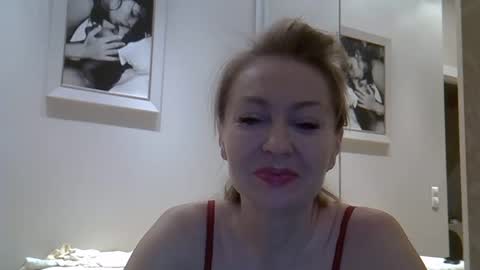 Snapshot of zarinaswift chatting on 04/23/26, 04:46 Zarina Swift online show from 04/23/26, 04:46
