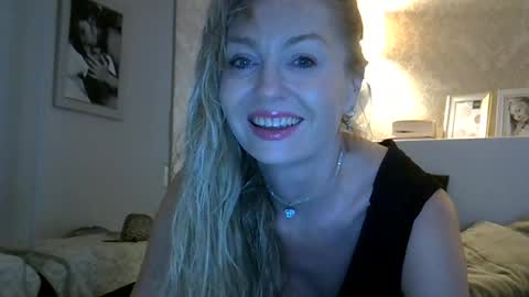 Zarina Swift online show from 06/28/26, 10:54