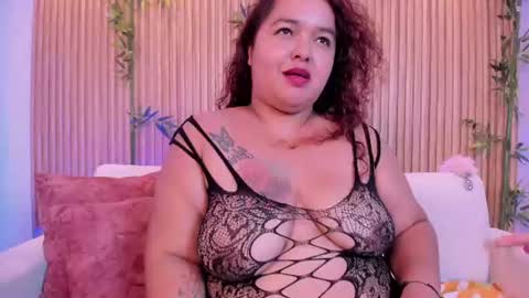 Snapshot of zarulynn chatting on 07/22/26, 03:15 zarulynn online show from 07/22/26, 03:15