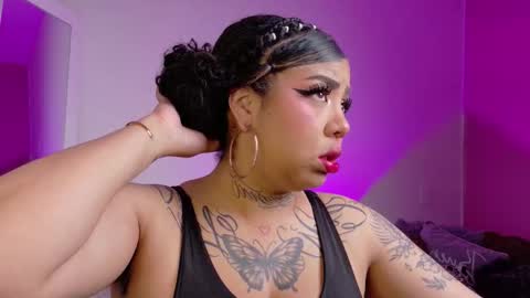 zaya_1 online show from 02/21/26, 12:17