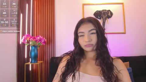  Zayda  online show from 02/25/26, 08:29