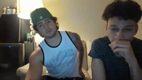 Snapshot of zaylanez chatting on 02/11/25, 03:18 Zay lanez online show from 02/11/25, 03:18