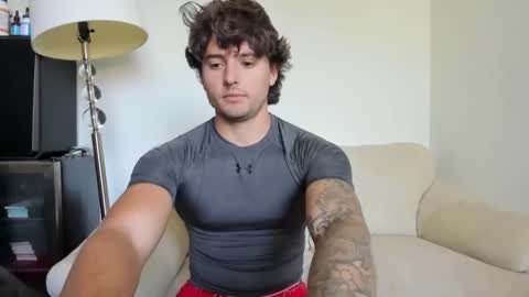 Snapshot of zaylanez chatting on 03/12/25, 07:28 Zay lanez online show from 03/12/25, 07:28