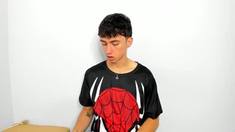 Snapshot of zayn_blaze chatting on 09/13/25, 05:46 zayn_blaze online show from 09/13/25, 05:46