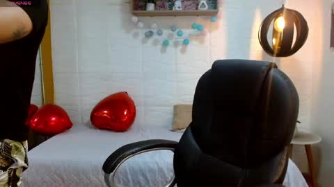 Snapshot of zayn_clausen chatting on 04/13/26, 05:07 zayn_clausen online show from 04/13/26, 05:07