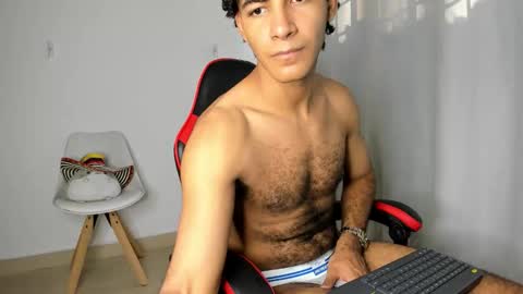 Snapshot of zayn_moreno chatting on 01/17/26, 08:45 zayn 3 online show from 01/17/26, 08:45