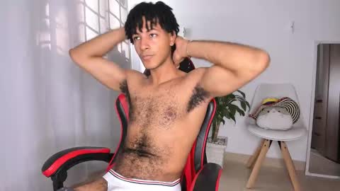 Snapshot of zayn_moreno chatting on 03/10/26, 08:03 zayn 3 online show from 03/10/26, 08:03