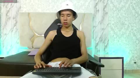 zayn_tay online show from 01/10/26, 07:26