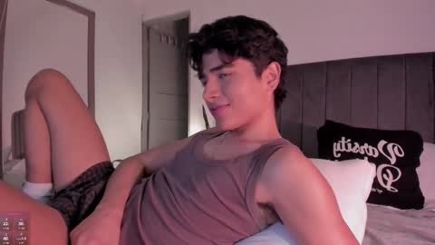 Hii im Zay.                 I save money for education. PVT Open. online show from 01/13/26, 06:08