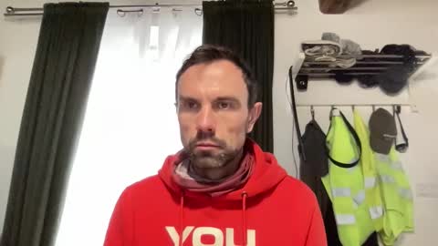 zaza2021 online show from 11/18/25, 08:30