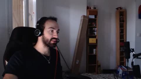 Snapshot of zazou3113 chatting on 01/23/25, 08:46 Grizzly Bear online show from 01/23/25, 08:46