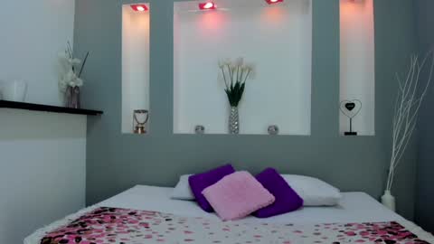 Karolyne online show from 01/10/25, 11:22