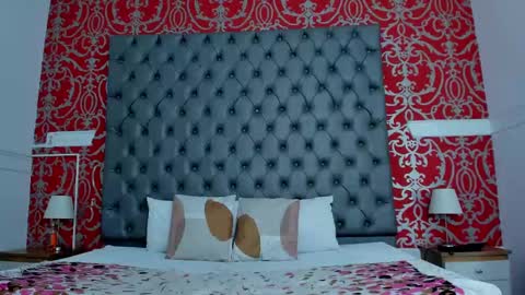 Karolyne online show from 02/10/25, 05:30