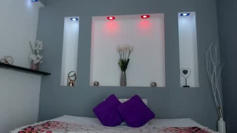 Karolyne online show from 03/05/25, 07:05