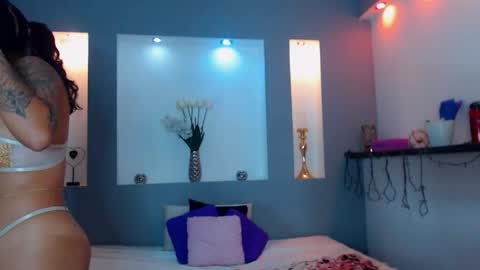 Snapshot of zean_lee chatting on 03/19/26, 03:16 Karolyne online show from 03/19/26, 03:16