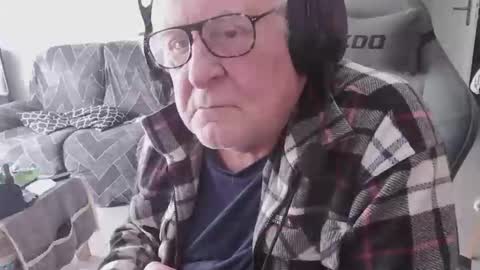 Snapshot of zebulon13210721402 chatting on 04/20/26, 01:58 zebulon13210721402 online show from 04/20/26, 01:58