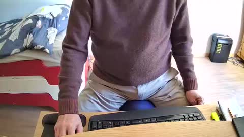 Snapshot of zebulon2023 chatting on 12/28/24, 01:06 zebulon2023 online show from 12/28/24, 01:06