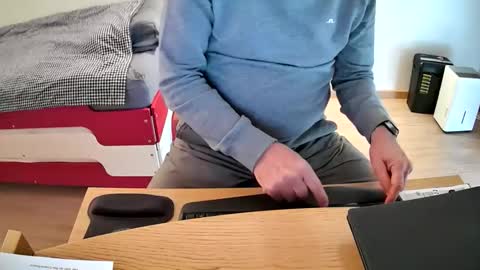 Snapshot of zebulon2023 chatting on 11/27/25, 12:18 zebulon2023 online show from 11/27/25, 12:18