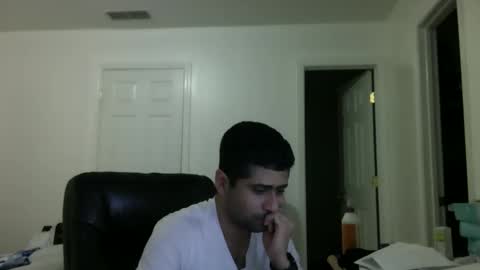 Snapshot of zee20241 chatting on 02/03/25, 03:20 zee20241 online show from 02/03/25, 03:20