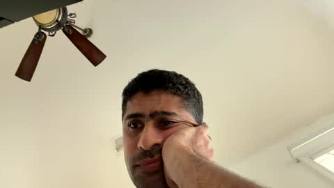 Snapshot of zee20241 chatting on 11/09/25, 08:18 zee20241 online show from 11/09/25, 08:18