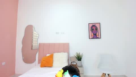 zeendaya  online show from 05/05/26, 12:35