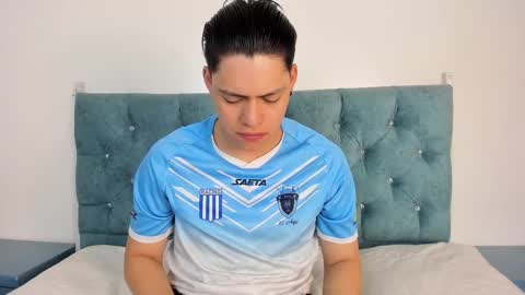 Snapshot of zeeus12 chatting on 01/16/25, 12:31 Zeus online show from 01/16/25, 12:31