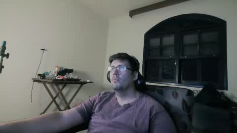Snapshot of zehdolandia chatting on 04/23/26, 02:02 pervboy online show from 04/23/26, 02:02