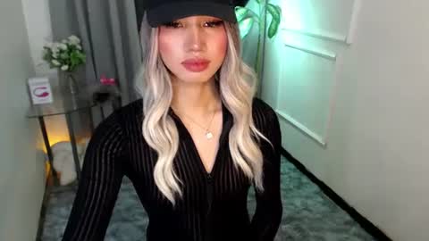 zelainalovetocum online show from 02/16/25, 04:09