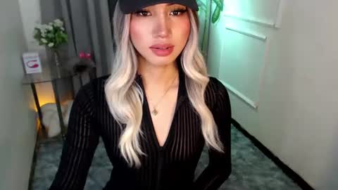 zelainalovetocum online show from 02/16/25, 07:15