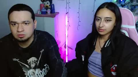 Snapshot of zelda_kuro chatting on 11/29/25, 05:10 Zelda And Kuro online show from 11/29/25, 05:10