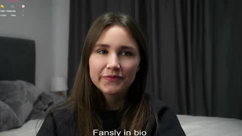 Emilia online show from 10/13/25, 01:38