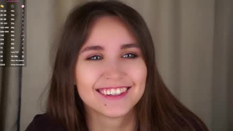 Snapshot of zeldaes chatting on 11/24/25, 01:49 Emilia online show from 11/24/25, 01:49