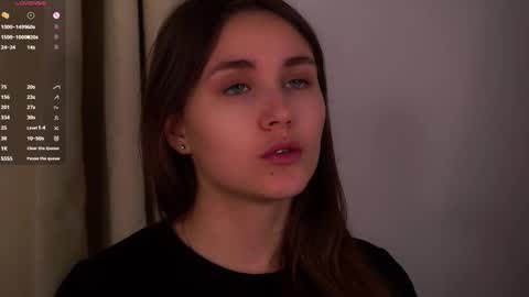 Snapshot of zeldaes chatting on 12/01/25, 11:32 Emilia online show from 12/01/25, 11:32