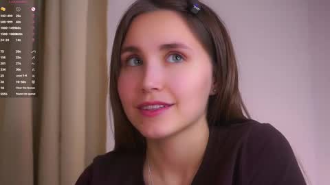 Snapshot of zeldaes chatting on 12/03/25, 11:25 Emilia online show from 12/03/25, 11:25