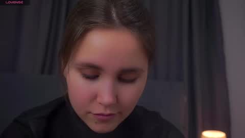 Snapshot of zeldaes chatting on 01/07/26, 01:30 Emilia online show from 01/07/26, 01:30