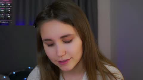 Snapshot of zeldaes chatting on 01/18/26, 01:20 Emilia online show from 01/18/26, 01:20