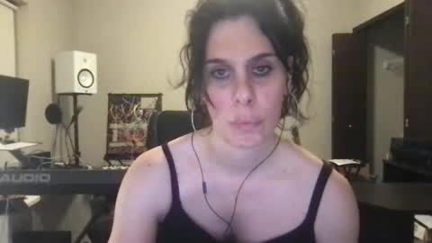 Snapshot of zeldasroom chatting on 11/07/25, 01:16 Zelda online show from 11/07/25, 01:16