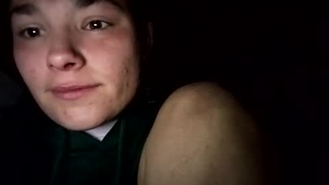 Snapshot of zellelajay2009 chatting on 01/28/25, 07:22 KENDAL Kaylee online show from 01/28/25, 07:22