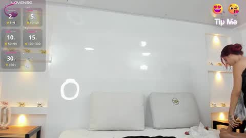 Snapshot of zenda_evans chatting on 02/20/25, 03:34 Zenda Evans online show from 02/20/25, 03:34