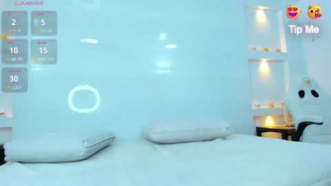 Snapshot of zenda_evans chatting on 02/27/25, 10:37 Zenda Evans online show from 02/27/25, 10:37