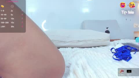 Snapshot of zenda_evans chatting on 03/04/25, 10:02 Zenda Evans online show from 03/04/25, 10:02