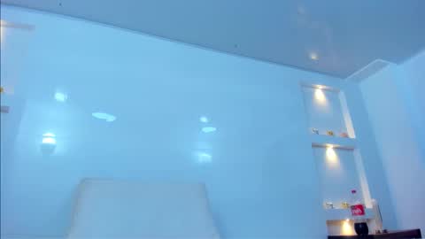 Snapshot of zenda_evans chatting on 09/29/25, 03:44 Zenda Evans online show from 09/29/25, 03:44