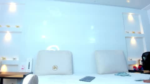 Snapshot of zenda_evans chatting on 11/25/25, 03:39 Zenda Evans online show from 11/25/25, 03:39