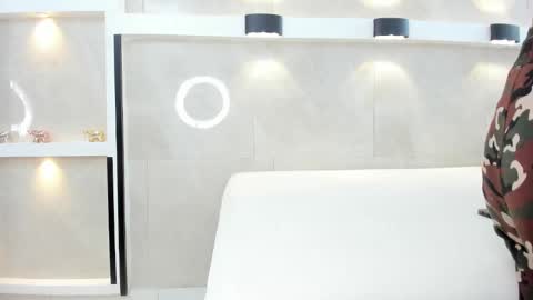 Zenda Evans online show from 02/20/26, 04:09