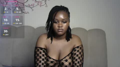 Snapshot of zendayah47 chatting on 05/13/26, 10:12 Caramel online show from 05/13/26, 10:12
