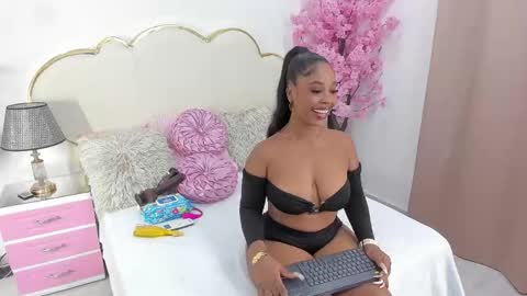 Snapshot of zendayarosse chatting on 05/11/26, 08:50 zendayarosse online show from 05/11/26, 08:50