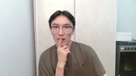 Snapshot of zengom chatting on 02/06/26, 01:32 Zen online show from 02/06/26, 01:32